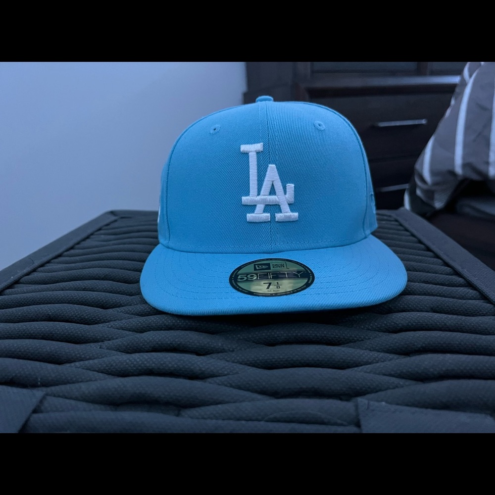 Bundle of fitted hats